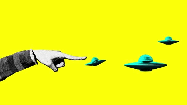 Mannelijke Hand Wijst Naar Ufo Tegen Gele Achtergrond Wetenschap Van — Stockvideo