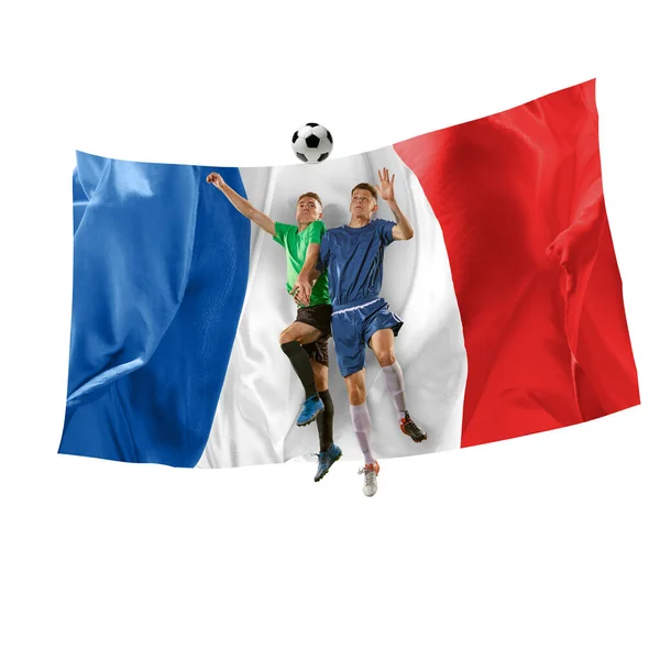 竞争激烈的年轻人 比赛期间踢足球 在白色背景下与法国国旗比赛 锦标赛和锦标赛的概念 体育海报活动 — 图库照片