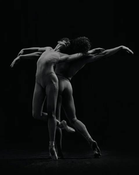 Passie Elke Beweging Twee Elegante Balletdansers Een Een Vrouw Die — Stockfoto