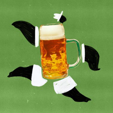 Soyut insan karakteri ve kırmızı arka planda bira köpüklü cam. Çağdaş sanat kolajı. Parti anlayışı, kokteyl menüsü, alkol içecekleri, kutlama. Poster.