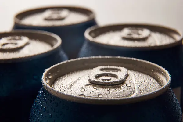 Close Several Aluminum Cans Jars Beer Coke Soda Condensation Drops — Stock Photo, Image