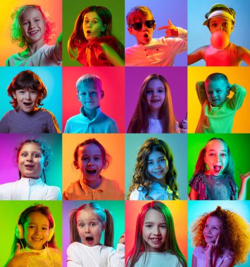 Kolaj. Farklı çocukların yakın plan portresi, gülümseyen oğlanlar ve kızlar, neon ışıkta çok renkli arka plana karşı duygularını ifade ediyorlar. Çocukluk kavramı, çocuk duyguları, yaşam tarzı, arkadaşlık