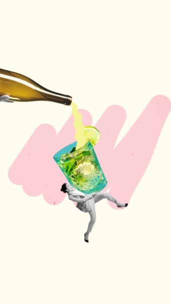 Pare Movimento Animação Design Criativo Mulher Segurando Vidro Com Álcool — Vídeo de Stock