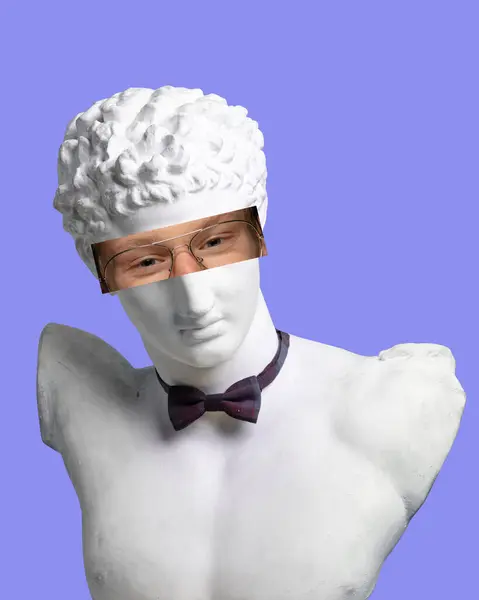 Plaster Model Kepala Patung Dengan Dasi Kupu Kupu Dan Mata — Stok Foto