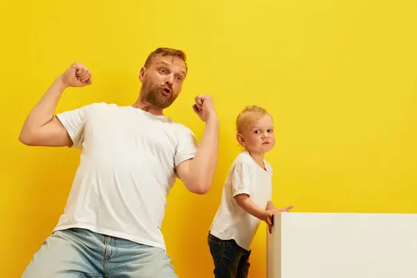 Excited Father Son Playtime Father His Young Son Middle Exciting — Stockfoto