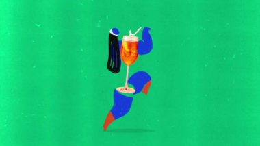 Kadın, yeşil arka planda Aperol kokteyli etrafında dans eden bir karakter çizmiş. Hareket etmeyi, animasyonu durdurun. Çağdaş sanat. Parti anlayışı, kokteyl menüsü, alkol içecekleri, kutlama. Poster.