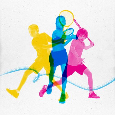 Üç çocuk çarpışmanın ortasında, kalın renklerle örtüşüyor, tenis oynamanın heyecanını ve hızını vurguluyorlar. Küçük sporcular. Çağdaş sanat kolajı. Spor anlayışı, aktif ve sağlıklı yaşam tarzı