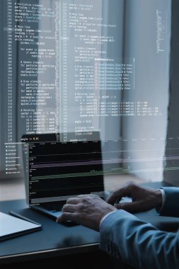 Kurgusal programlama unsurları, yapay zeka senaryoları ve sistem tanıları olan yüksek teknolojili dijital çalışma alanı. Gelişmiş bilgisayar ortamında profesyonel bir çalışma. IT kavramı