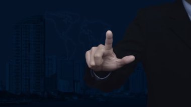 Dünya haritası, modern şehir kulesi ve gökdelen, iş taşımacılığı hizmeti konsepti, NASA tarafından desteklenen bu görüntünün unsurları.