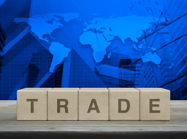 Kereskedelmi Levél Blokk Kockák Asztal Felett Világtérkép Modern Irodai Torony — Stock Fotó
