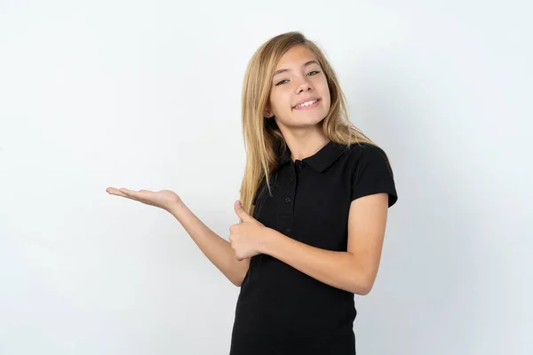 Beautiful Caucasian Teen Girl Wearing Black Shirt White Wall Showing — Stock Photo, Image