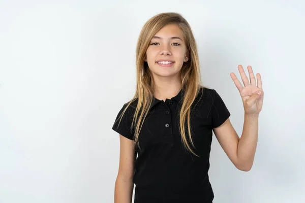 Ξανθιά Καυκάσιος Έφηβος Κορίτσι Φορώντας Μαύρο Shirt Πάνω Από Λευκό — Φωτογραφία Αρχείου