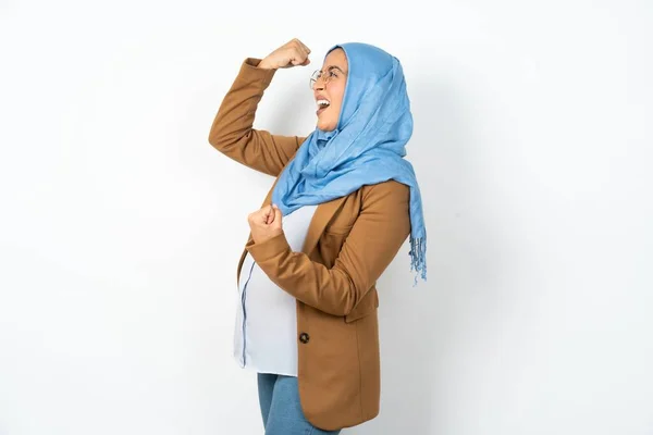 Profilo Foto Donna Musulmana Incinta Che Indossa Hijab Buon Umore — Foto Stock