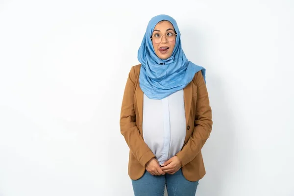 Funny Beautiful Pregnant Muslim Woman Wearing Hijab Makes Grimace Crosses — Stock Photo, Image