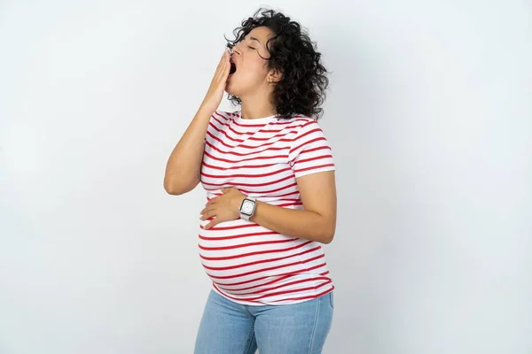 Těhotná Žena Unavená Zívá Celý Den Strávený Práci — Stock fotografie