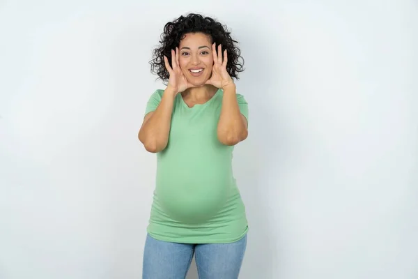 Mujer Embarazada Agradable Mirada Alegre Reacción Feliz — Foto de Stock