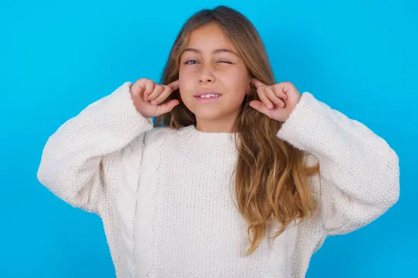 Happy Pretty Teen Girl Ignores Loud Music Plugs Ears Fingers — Stock Photo, Image