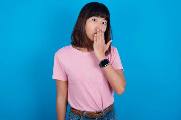 Think Said Close Portrait Young Asian Woman Wearing Pink Shirt — Stock Photo, Image