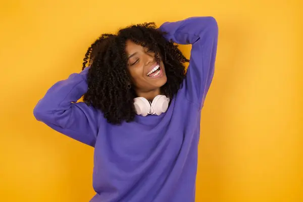 Portrait Young Expressive African American Woman Headphones Yellow Background — Stock Photo, Image