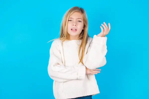 Studio Shot Frustrated Pretty Teen Girl Gesturing Raised Palm Frowning — Fotografia de Stock