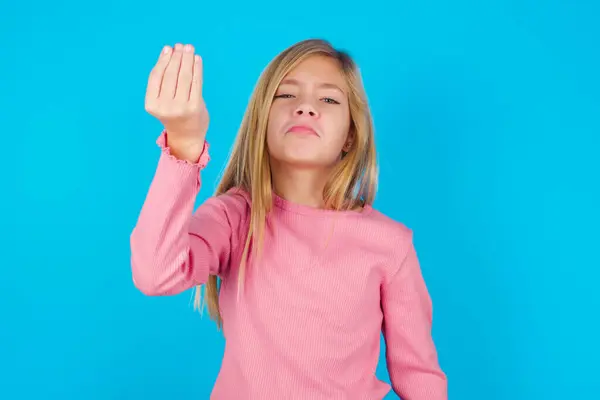 Adolescente Chica Haciendo Italiano Gesto Con Mano Los Dedos Con —  Fotos de Stock