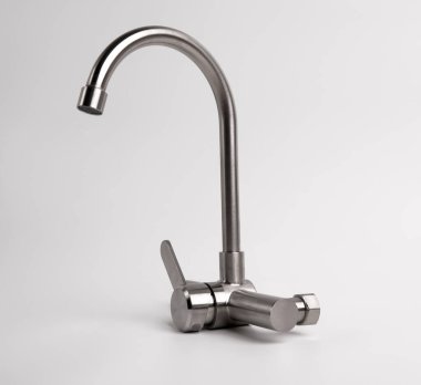 Mutfak ve Yıkanma Havuzu Musluğu için Parlak Gümüş Paslanmaz Çelik Musluk Fotoğraf