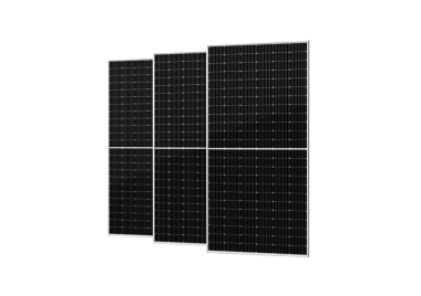 3D Üç Fotovoltaik Güneş Panelleri Siyah 3d Resimde İzole Edildi