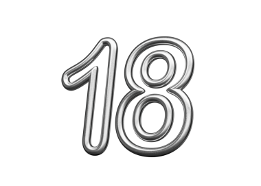 18 Numara: Gümüş Metalik Beyaz Arkaplan 3D Görüntü