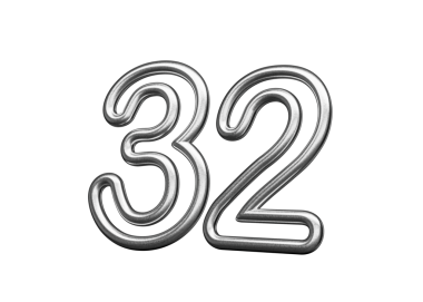 32 Numara: Gümüş Metalik Beyaz Arkaplan 3B Görüntü