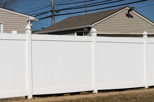 white vinyl fence outdoor backyard home private green homeclean decor