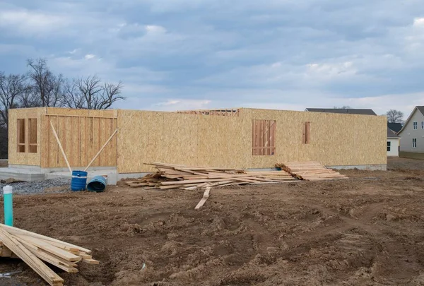 Början Byggandet Ett Plywoodhus Vägg Ram Materialvy — Stockfoto