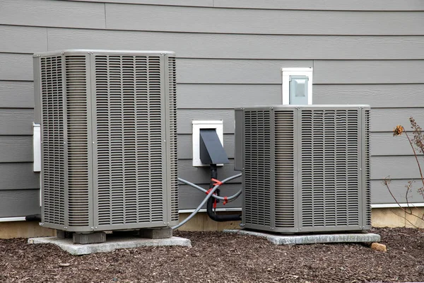 Airconditioner Buurt Van Het Nieuwe Huis Koude Ventilator Installeren Levering — Stockfoto