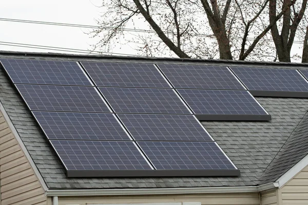 Nuevo Panel Solar Instalado Techo Ecología Generación Células Limpias — Foto de Stock
