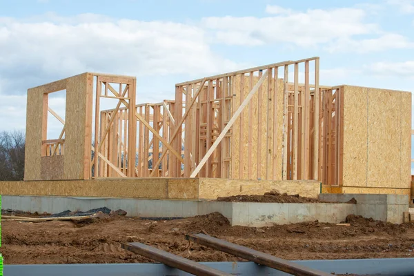 Início Construção Uma Casa Madeira Compensada Novo Trabalho Construção Janelas — Fotografia de Stock