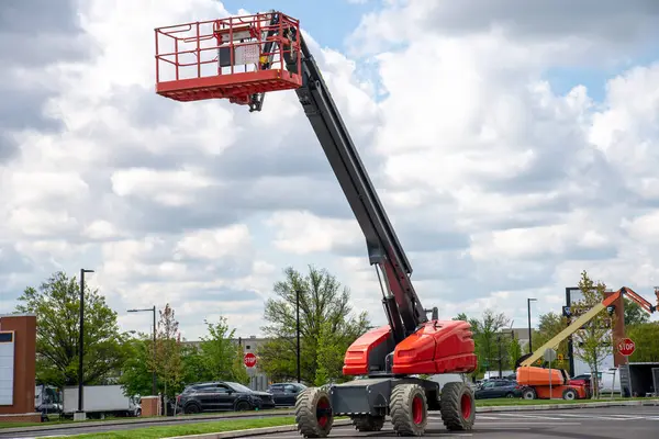 telescopic platform crane machine work lift hydraulic lifter heavy raise