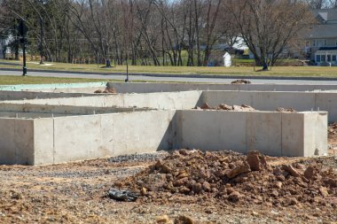 Ev malzemesi inşaatı için beton temel