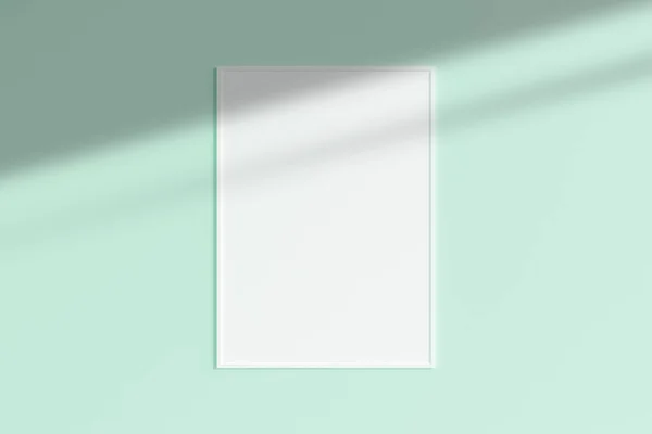Ρεαλιστική Λευκή Κάθετη Κορνίζα Mockup Κρέμεται Άδειο Δωμάτιο Τοίχο Σκιά — Φωτογραφία Αρχείου