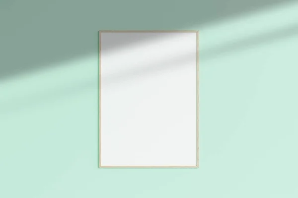 Ρεαλιστική Ξύλινη Κάθετη Κορνίζα Mockup Κρέμεται Άδειο Δωμάτιο Τοίχο Σκιά — Φωτογραφία Αρχείου