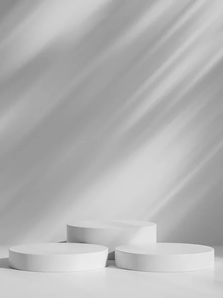 Простий Білий Мінімальний Фон Платформою Відображення Продуктів Порожня Студія Круговим — стокове фото