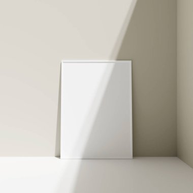 Poster fotoğraf çerçevesi gölgeli zemindeki pastel duvara yaslanmış.