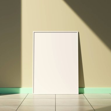 Oturma odasında pencere gölgesi olan bir poster çerçevesi.