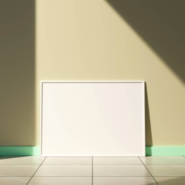 Oturma odasında pencere gölgesi olan bir poster çerçevesi.