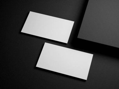 Siyah arkaplanda kartvizit