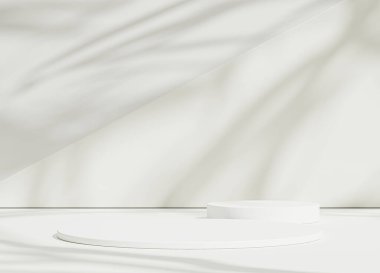 Gerçekçi beyaz silindir kaide seti ve yaprak gölgesi olan soyut beyaz oda. Ürün sunumu için en küçük sahne. Vitrin için geometrik platform