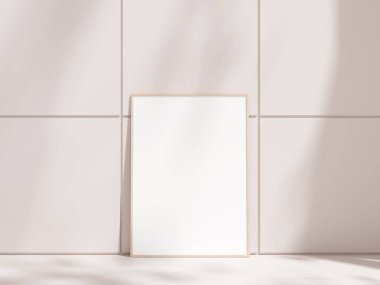 Modeller ve sanat çizimleri için minimalist iç mekanda boş çerçeveli tuval