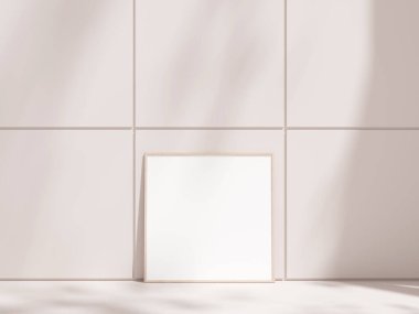 Modeller ve sanat çizimleri için minimalist iç mekanda boş çerçeveli tuval