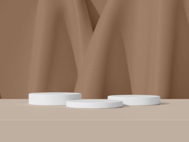 Modern ürün sunumu için asimetrik podyum üçlüsü ile sıcak terracotta örtüsü