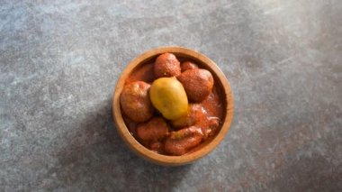 Hint geleneksel yumuşak mango turşusu.
