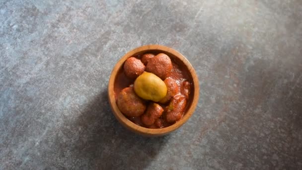 印度传统的全熟芒果泡菜 — 图库视频影像
