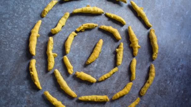 Raw Whole Dried Turmeric Root — Video Stock